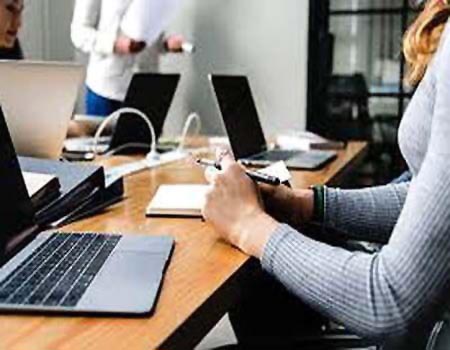 Comprehensive knowledge base and tutorials for self-help support