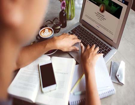 Expert 24/7 customer support for all web hosting needs